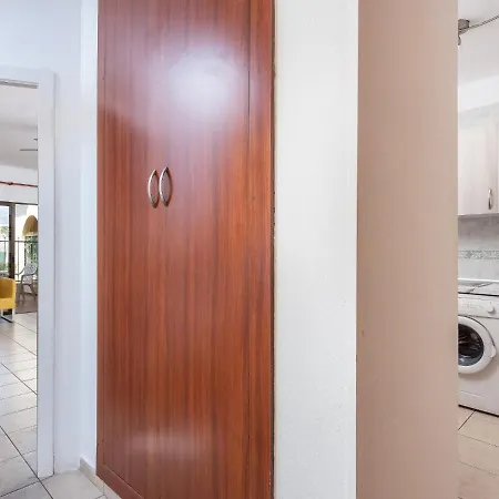 K1 Playa Fanabe,comfortable,swimming Pool Апартаменты *